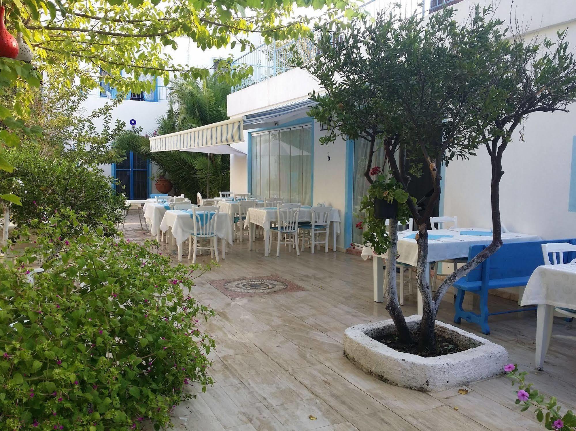 Esmana Hotel ビテツ エクステリア 写真